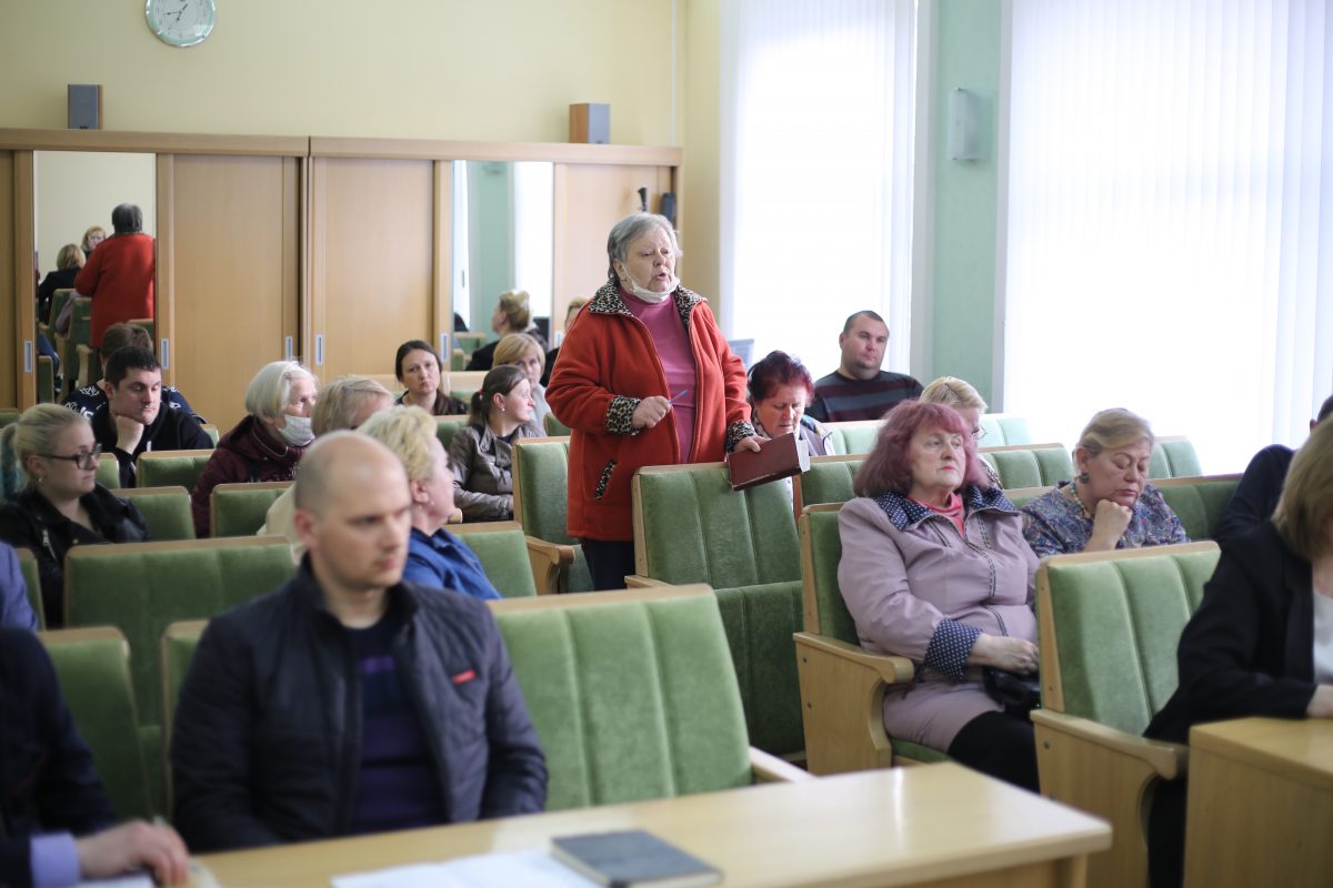 ВНИМАНИЕ К ОБРАЩЕНИЯМ. В АДМИНИСТРАЦИЯХ ГОРОДА ПРОШЛИ ПУБЛИЧНЫЕ СЛУШАНИЯ ПО  ВОПРОСАМ В СФЕРЕ ЖКХ - Бобруйское городское объединение профсоюзов