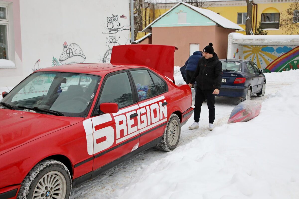 Представители автомобильных сообществ Могилевщины привезли новогодние  подарки воспитанникам социального приюта — Бобруйский новостной портал  Bobrlife