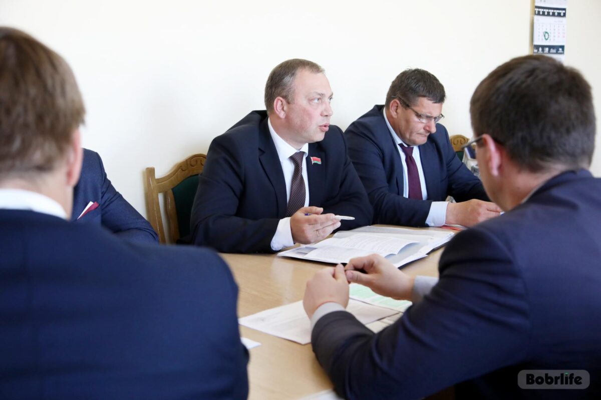 Вопросы озеленения и транспорта обсудили депутаты Бобруйского горсовета