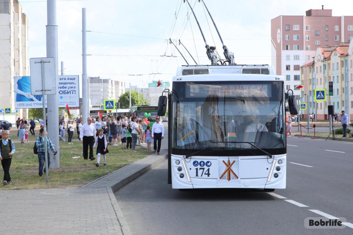 В связи с проведением городского праздника «Последний звонок» 24 и 25 мая будет изменено движение автобусов