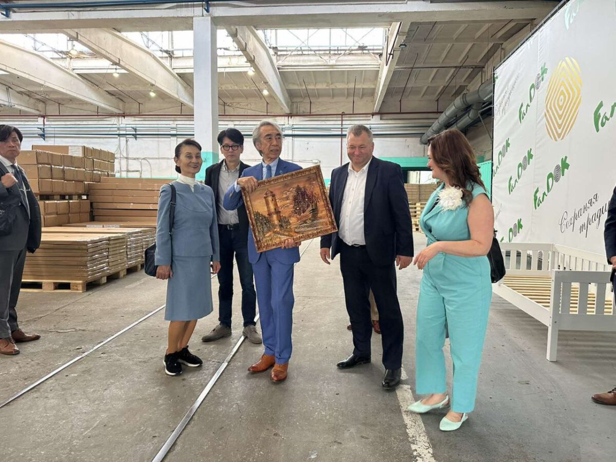 Делегация из Японии посетила ОАО «ФанДОК»