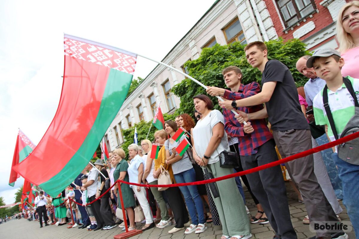 В Бобруйске прошел митинг, посвященный Дню Независимости Республики Беларусь