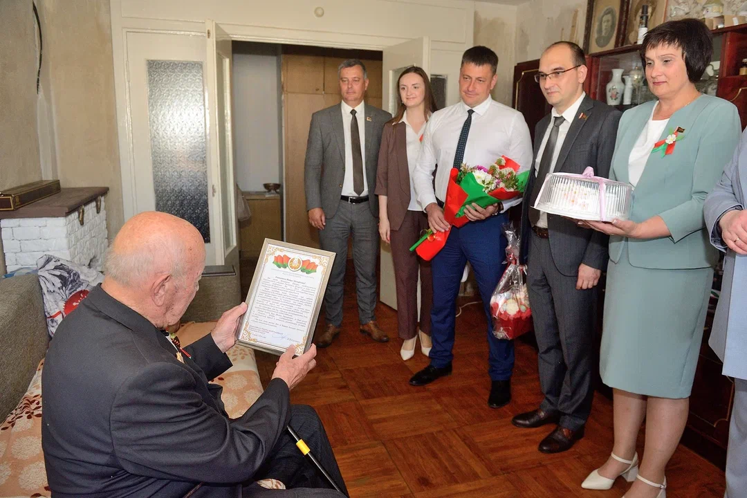 Ветеранов Великой Отечественной войны поздравили с Днем Независимости Республики Беларусь