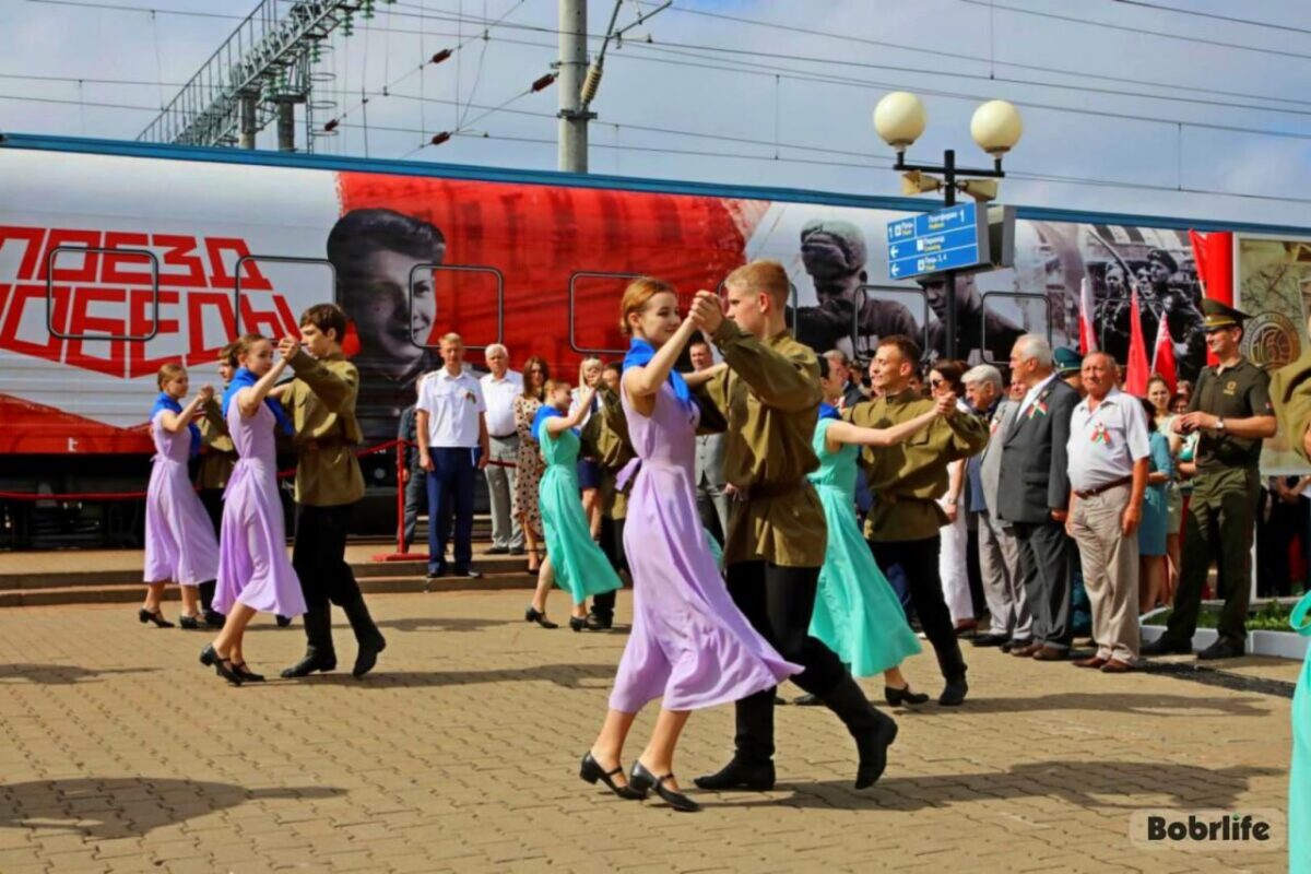 15 июля в Бобруйск прибудет музейная экспозиция «Поезд Победы»