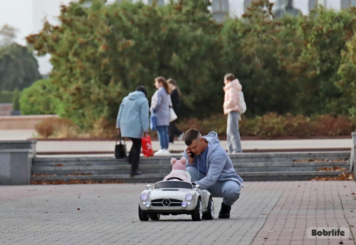 В Минтруда рассказали, какая помощь в Беларуси оказывается отцам