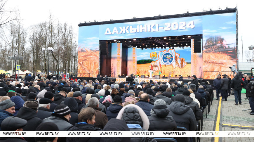 Борт №1 совершил посадку в  Климовичах