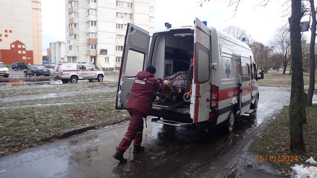 На пожаре в Бобруйске пострадала пенсионерка